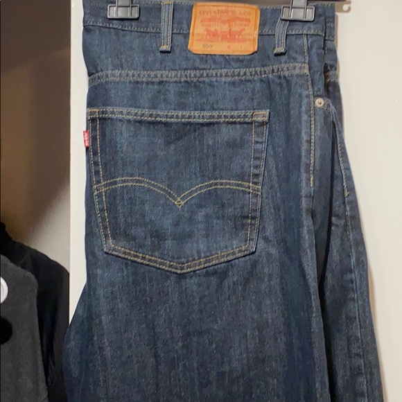 Levi’s - Picture 2 of 5